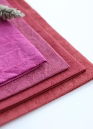 Відрізи бавовняної тканини пофарбовані вручну для творчих проєктів