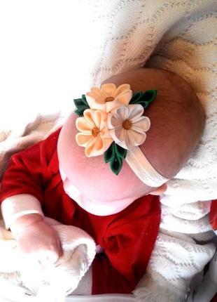Цветочная повязка для малышки на годик персиковое украшение для волос подарок девочке в подарок10 фото