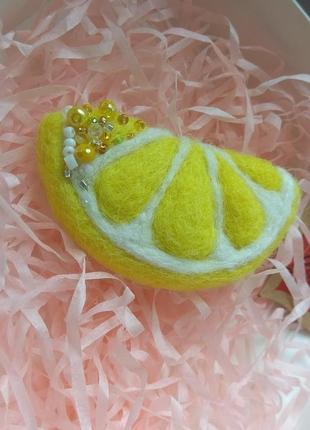Брошь "яркий лимон"2 фото