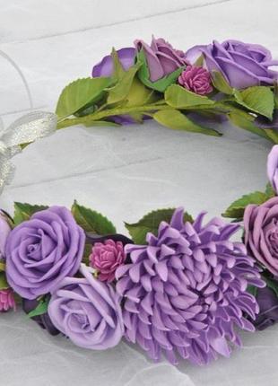 Венок осенний с фиолетовыми розами хризантемой свадебный цветочный венок1 фото