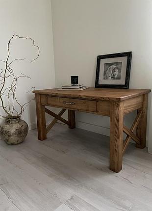 Столик з дерева