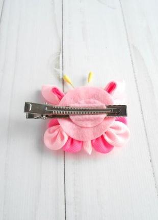 Розовая заколка канзаши с бабочкой украшение для волос подарок девочке на день рождение зажим8 фото