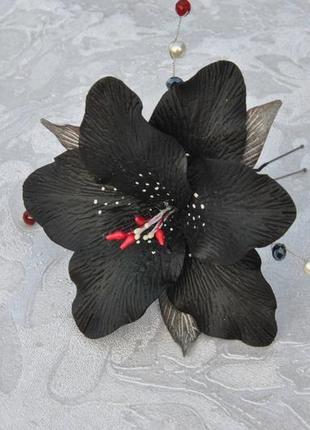 Черная лилия шпилька в волосы украшение в прическу в готическом стиле3 фото