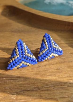 Синие треугольные серьги гвоздики из бисера miyuki, бисерные серьги