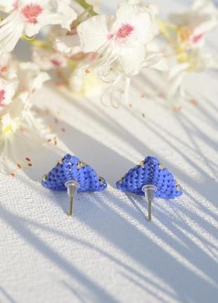 Сині трикутні сережки гвоздики з бісеру miyuki, бісерні сережки5 фото