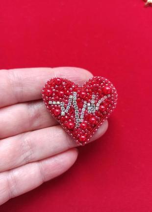 Прекрасна брошка серце з кардиограммой для кардіолога терапевта ревматолога1 фото