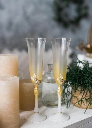 Свадебный набор золотая нежность. бокалы и приборы для свадебного торта в золотом цвете с декором2 фото