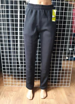 Женские тёплые спортивное брючки