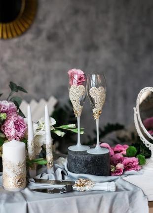 Набір на весілля мереживна вуаль. келихи для шампанського, прилади для торта і набір свічок2 фото