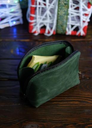 Зеленая женская косметичка