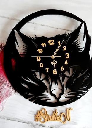 Часы авторские из дерева ′морда черного кота′настенные 40 см2 фото