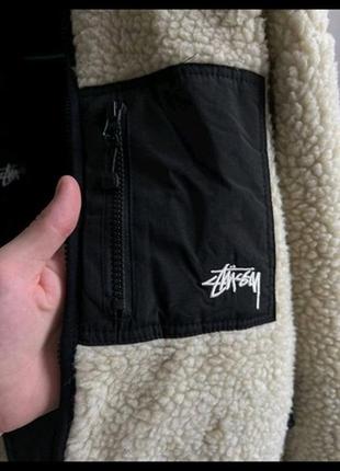 Чоловіча куртка stussy шерпа куртка stussy куртка stussy двостороння флісова куртка з шерпа stussy ykk3 фото