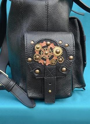 Черный кожаный рюкзак "стимпанк" со скруткой6 фото