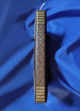 Именной коричневый кожаный блокнот "герб"