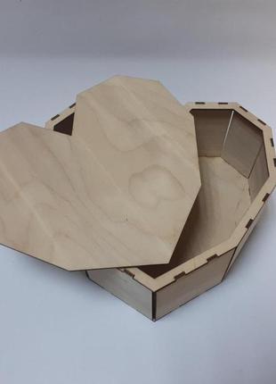 Подарочная коробока из дерева3 фото
