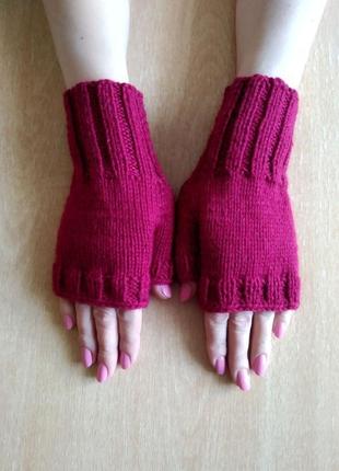 Универсальные митенки перчатки без пальцев вязаные4 фото