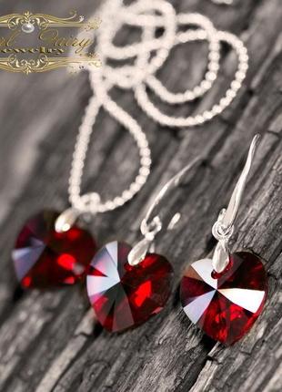 Серебряный комплект с кристаллами swarovski сердце