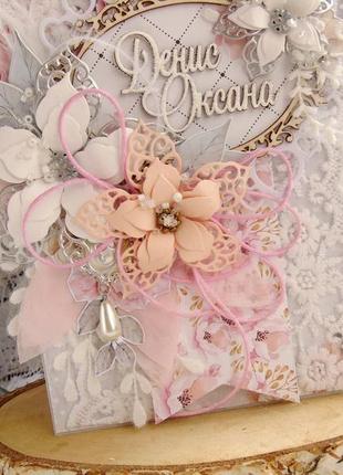 Именная свадебная открытка в розово-сером цвете5 фото