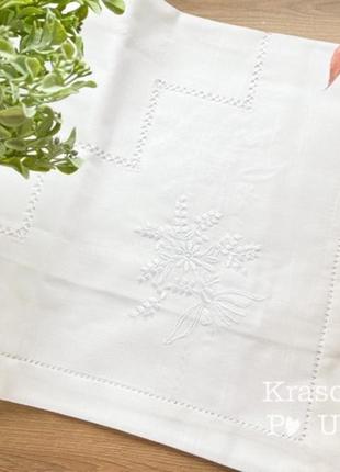 Скатертина білого кольору з мінімалістичною вишивкою (135*180 см) #883-tablecloth-674 фото