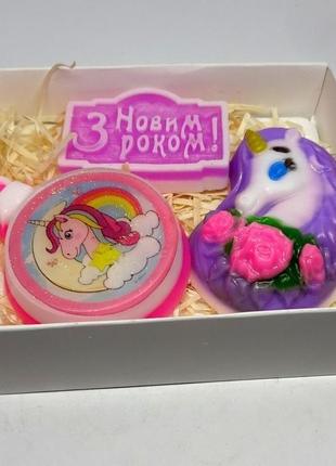 Новогодний подарок