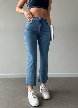 Женские джинсы укороченные обрезанный низ красиво садятся по фигуре тянутся3 фото