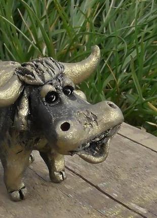 Статуэтка бычка керамический бык1 фото