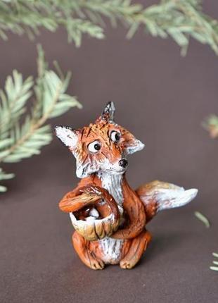 Лиса с корзиной фигурка в виде лисы лисичка на грибах2 фото