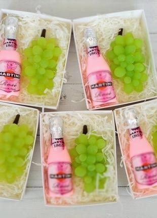 Сувенирное мыло, набор "мартини с виноградом"1 фото