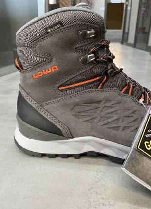 Ботинки мужские трекинговые lowa explorer gtx mid 42,5 р, grey/ flame (серый/оранжевый), туристические ботинки6 фото