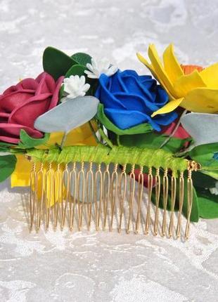 Гребінець для волосся з квітами шпилька з синіми, бордовими трояндами і соняшниками2 фото
