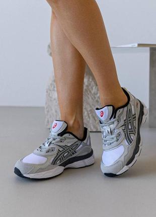 Кроссовки женские стильные asics gel nyc white steel gray легкие спортивные серые кроссовки асикс гель летние8 фото