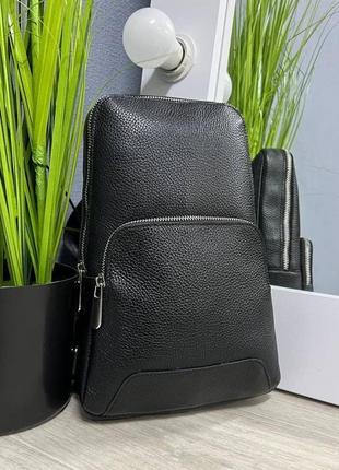 Сумка-рюкзак мужская кожаная handycover s302 черная через плечо7 фото