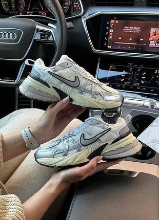 Женские кроссовки Silver-Blue nike runtekk wmns white silver