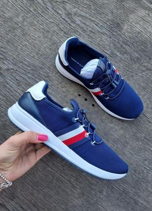 Отличные кроссовки Tommy hilfiger