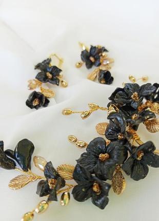 Набор украшений на корпоратив, заколка и серьги с цветами из полимерной глины черного цвета ksenija6 фото