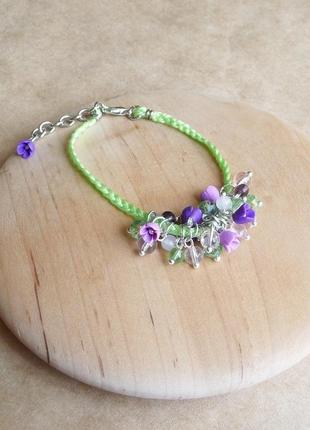 Фіолетово зелений браслет з квітами, прикраса на руку, подарунок дівчинці2 фото