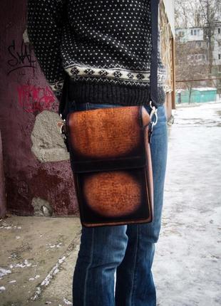 Жіноча сумка, шкіряна сумка з компасом, сумка месенджер, коричнева сумка, сумка почтальонка1 фото