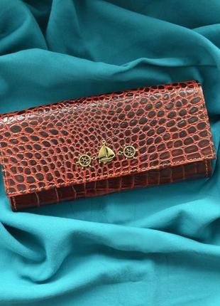 Коричневий жіночий шкіряний гаманець-клатч