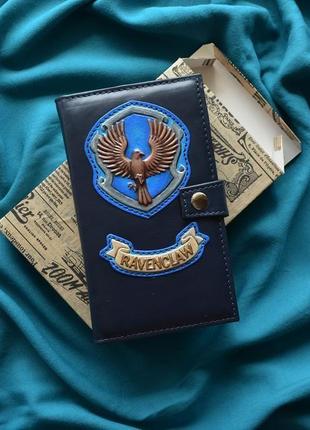 Синий кожаный кошелек "когтевран"8 фото