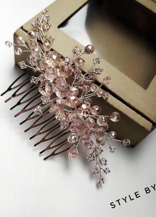 Гребень нежно розовый