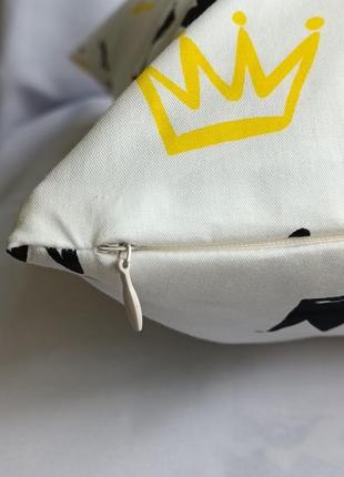 Дитяча наволочка 35*35 жовті корони з бавовни для постілі2 фото