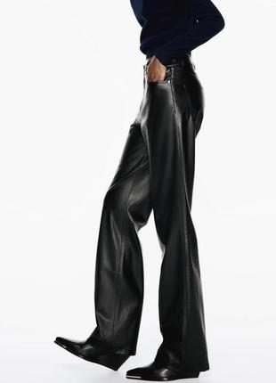 Базовые новые кожаные брюки от zara5 фото