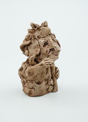 Баба яга манящая статуэтка