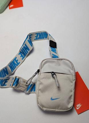 Сумки nike в наличии4 фото