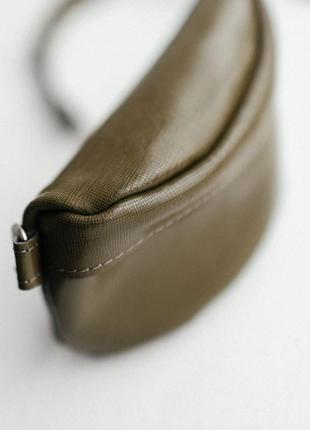 Оливковая кожаная сумка, сумка из натуральной кожи (бананка) женская сумка на пояс2 фото