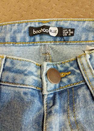 Світлі жіночі рвані джинси boohoo4 фото