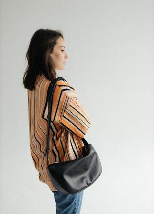Жіноча сумка з натуральної шкіри (чорна), шкіряна сумка, кроссбоді жіноча7 фото
