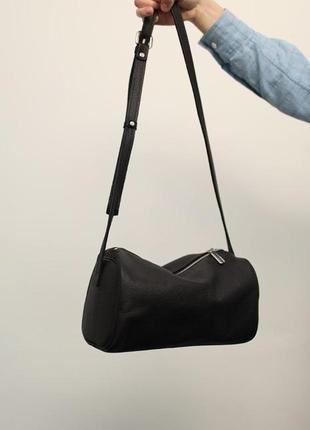 Чорна шкіряна сумка, жіноча сумка зі шкіри, чорна сумка кросбоді, стильна сумка1 фото