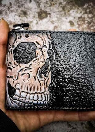 Шкіряний гаманець на блискавці з черепом, шкіряний гаманець з тисненням, шкіряний гаманець ручної роботи3 фото