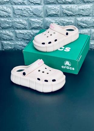 Женские crocs